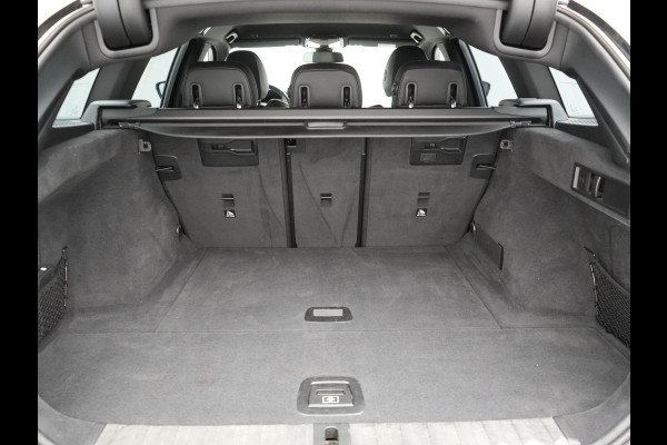 BMW 3 Serie Touring 320i M Sport 184pk | Adaptive Cruise | Alcantara Sportstoelen Verwarmd | Apple Carplay | Sfeerverlichting | Virtual | Navigatie | DAB |