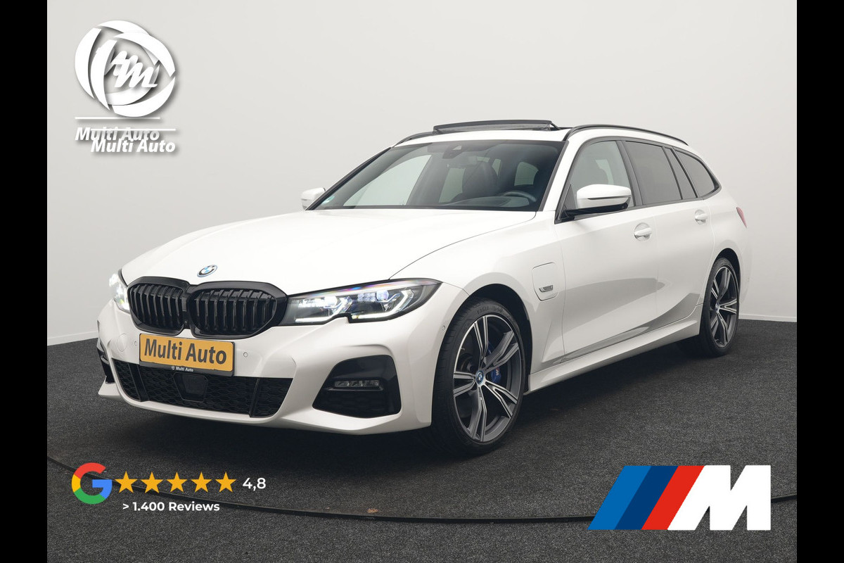 BMW 3 Serie Touring 330e xDrive M Sport Plug In Hybrid 293pk Dealer O.H. PHEV | Panodak | Head Up | Adaptive Cruise | Laser LED | 360 Camera | 19"L.M | Alcantara Sportstoelen Memory & Verwarmd | Sfeerverlichting | Apple Carplay | Keyless | Blis | Navigatie | Virtu