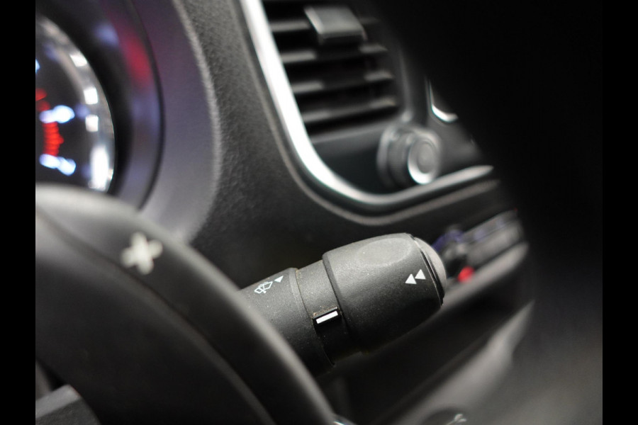 Opel Vivaro 2.0 CDTI 145 pk L3H1 Edition Automaat Airco Navi Bluetooth Trekhaak