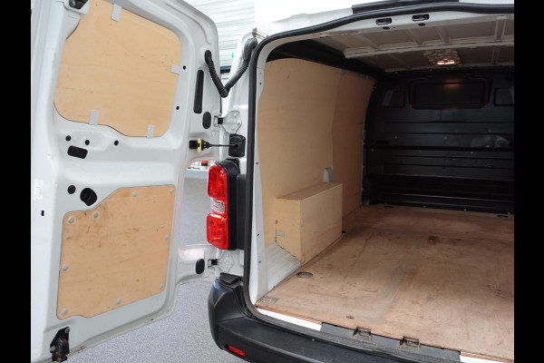 Opel Vivaro 2.0 CDTI 145 pk L3H1 Edition Automaat Airco Navi Bluetooth Trekhaak