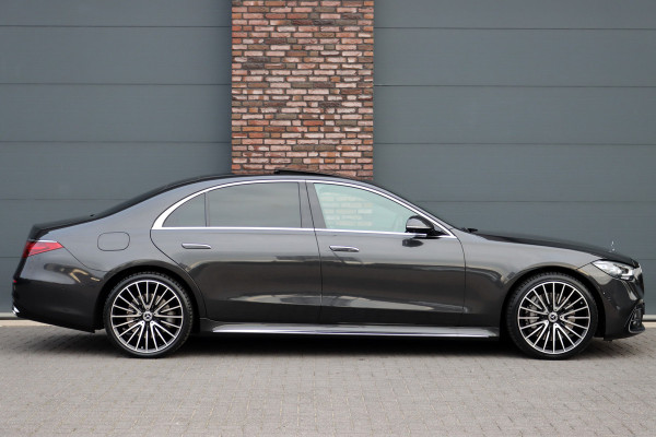 Mercedes-Benz S-Klasse 580 e 4MATIC Lang AMG Line | Airmatic | Achterasbesturing | Distronic+ | Massage | Memory | Burmester | Stoelventilatie | 3D-Display | HUD | Digital Light | Vlakkenverwarming |