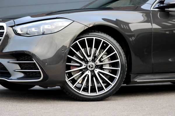 Mercedes-Benz S-Klasse 580 e 4MATIC Lang AMG Line | Airmatic | Achterasbesturing | Distronic+ | Massage | Memory | Burmester | Stoelventilatie | 3D-Display | HUD | Digital Light | Vlakkenverwarming |