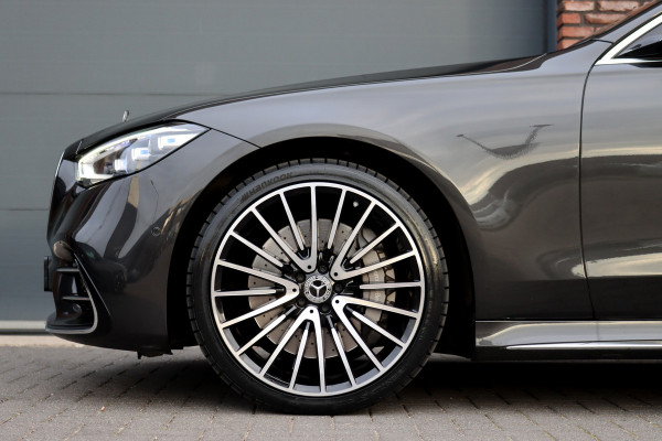 Mercedes-Benz S-Klasse 580 e 4MATIC Lang AMG Line | Airmatic | Achterasbesturing | Distronic+ | Massage | Memory | Burmester | Stoelventilatie | 3D-Display | HUD | Digital Light | Vlakkenverwarming |