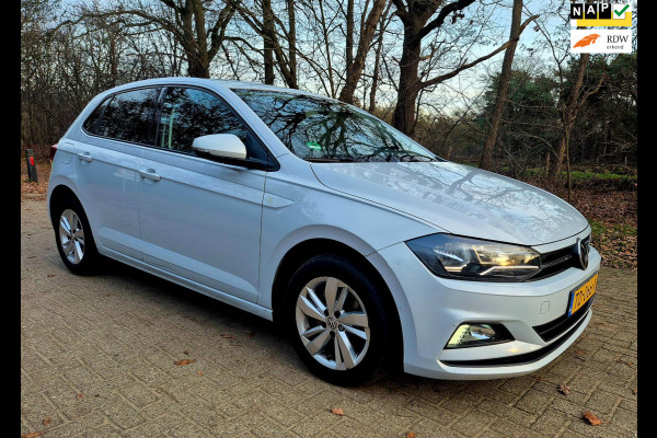 Volkswagen Polo 1.6 TDI Comfortline . Navigatie . Multi stuur