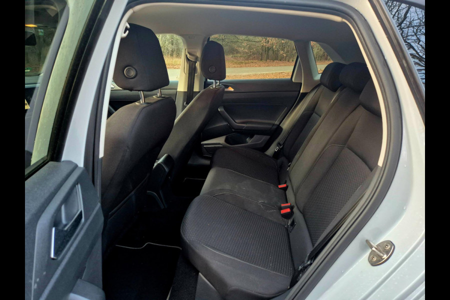 Volkswagen Polo 1.6 TDI Comfortline . Navigatie . Multi stuur