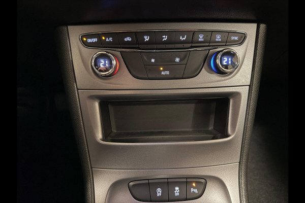 Opel Astra 1.2 Turbo Edition | LED | Navi | AGR stoel | Park pilot |