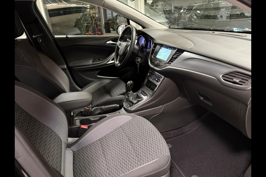 Opel Astra 1.2 Turbo Edition | LED | Navi | AGR stoel | Park pilot |