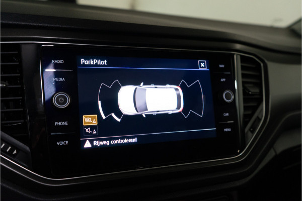 Volkswagen T-Roc 1.0 TSI Business R-Line 116PK | Pano | LED | Carplay | Virtual |