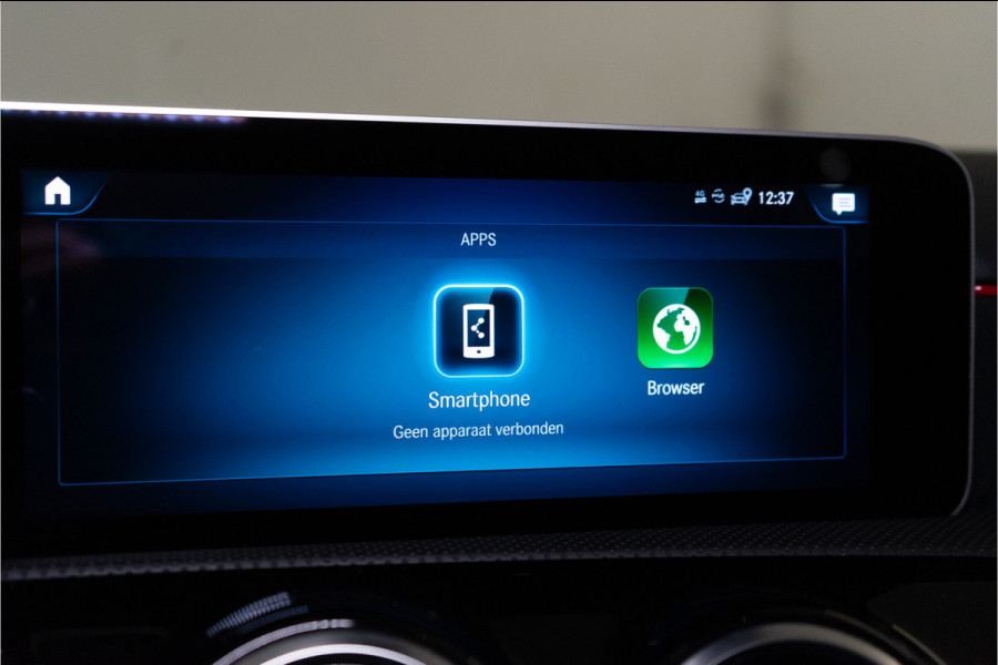 Mercedes-Benz A-Klasse 180 Business Solution AMG 136PK | NL AUTO+NAP | Pano | LED | Stoelverw. | Carplay | Night | Garantie