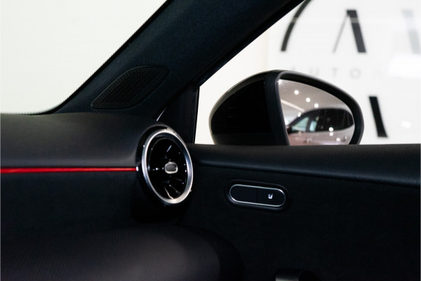 Mercedes-Benz A-Klasse 180 Business Solution AMG 136PK | NL AUTO+NAP | Pano | LED | Stoelverw. | Carplay | Night | Garantie