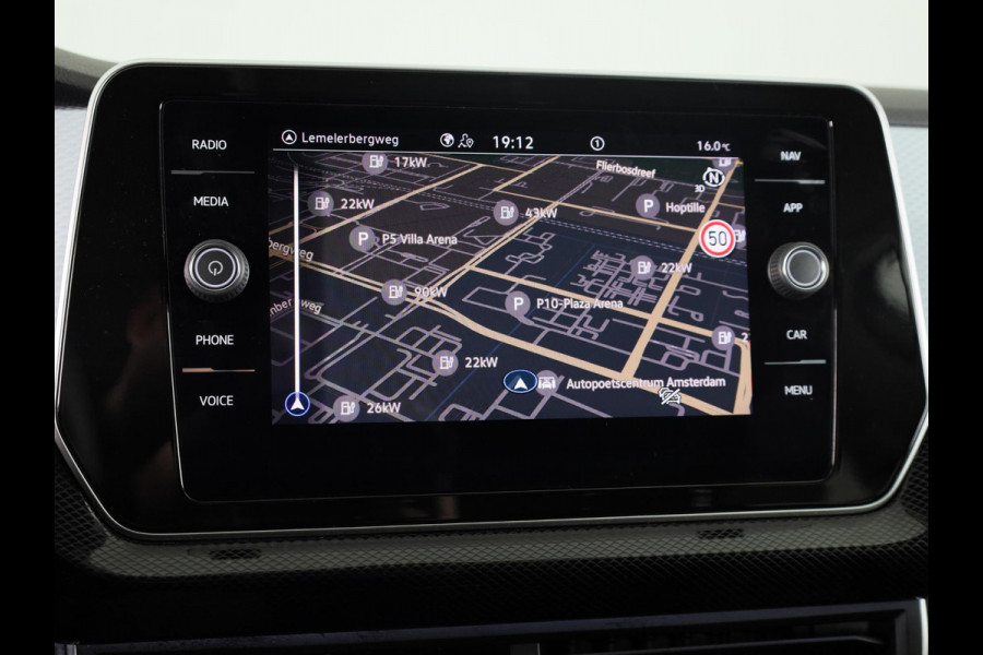 Volkswagen T-Cross 1.0 TSI Life Edition GOAL 95 pk | Navigatie | Parkeersensoren | Adaptieve cruise control | Autom. airco | Stoelverwarming |