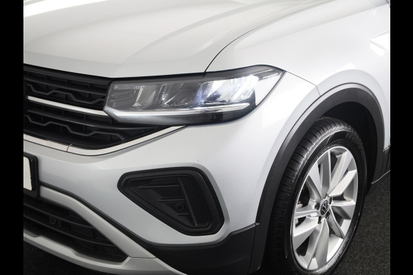 Volkswagen T-Cross 1.0 TSI Life Edition GOAL 95 pk | Navigatie | Parkeersensoren | Adaptieve cruise control | Autom. airco | Stoelverwarming |