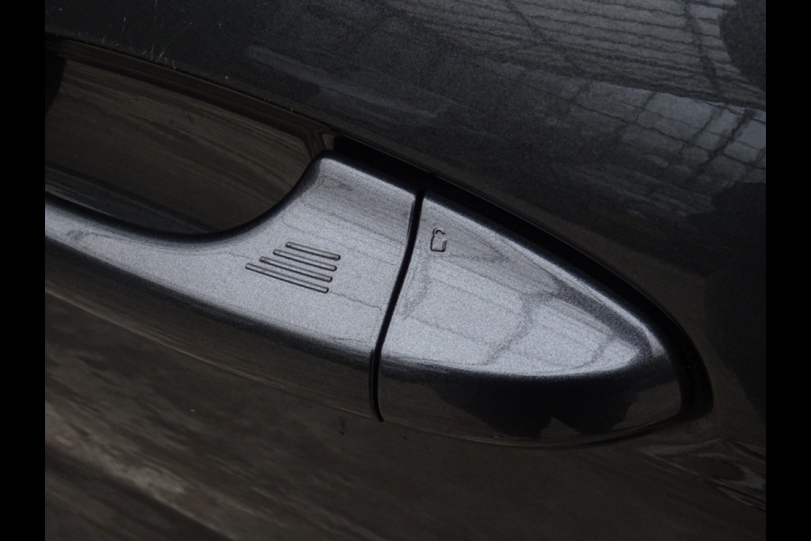 Ford Fiesta 1.0 EcoBoost Hybrid ACTIVE X * DEALER ONDERH. * CARPLAY !!