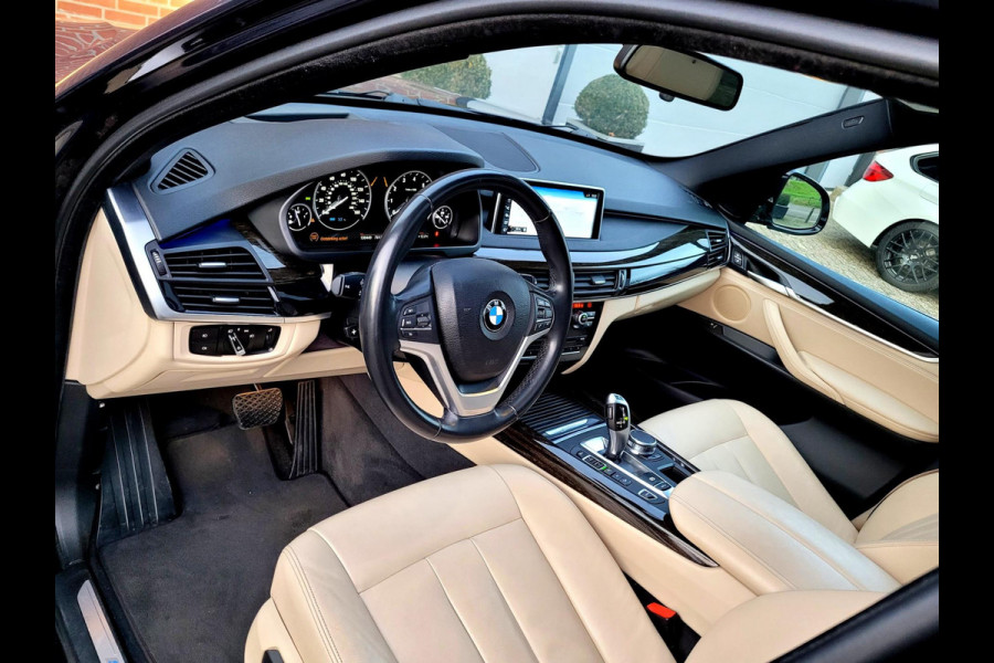 BMW X5 XDrive 40e, Pano, HUD, Camera, 4 nwe banden! (Dealer-onderhouden)