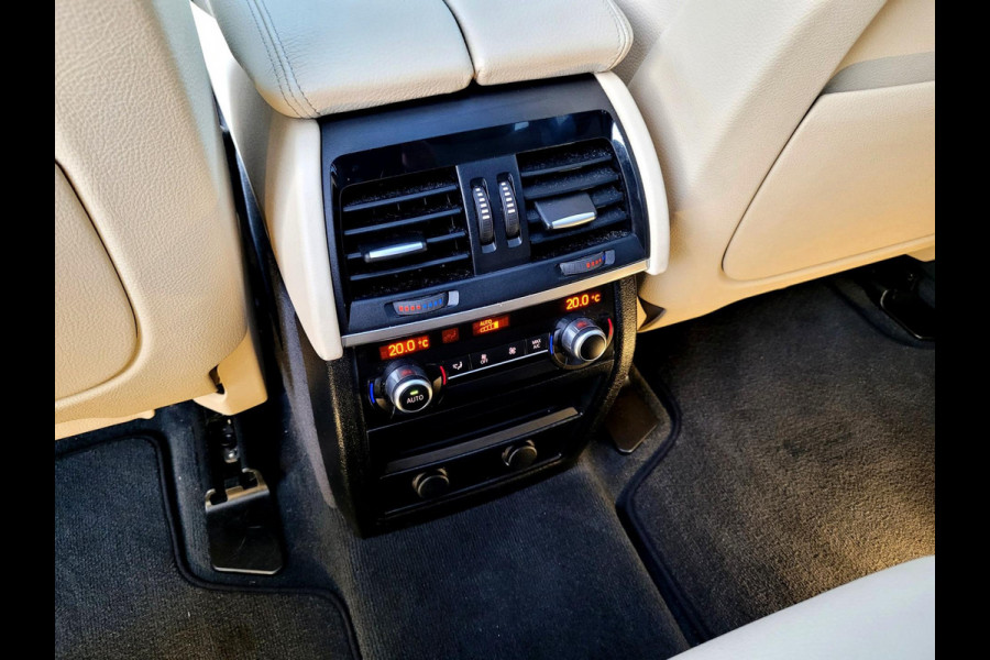 BMW X5 XDrive 40e, Pano, HUD, Camera, 4 nwe banden! (Dealer-onderhouden)