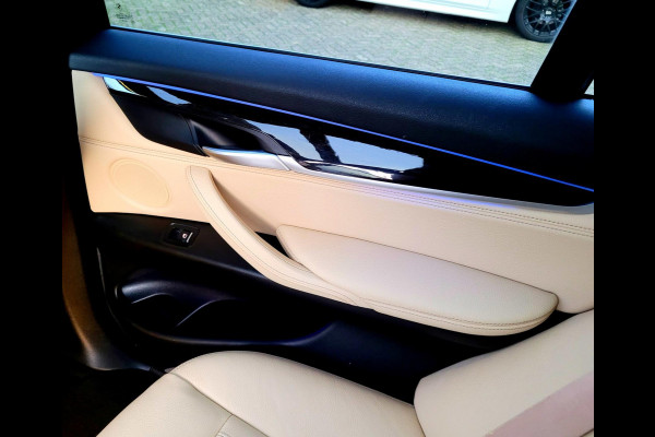 BMW X5 XDrive 40e, Pano, HUD, Camera, 4 nwe banden! (Dealer-onderhouden)