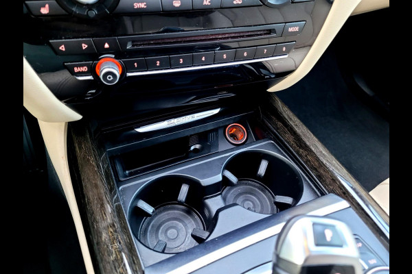 BMW X5 XDrive 40e, Pano, HUD, Camera, 4 nwe banden! (Dealer-onderhouden)