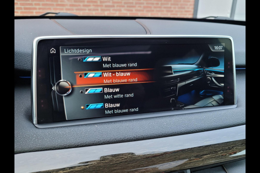 BMW X5 XDrive 40e, Pano, HUD, Camera, 4 nwe banden! (Dealer-onderhouden)