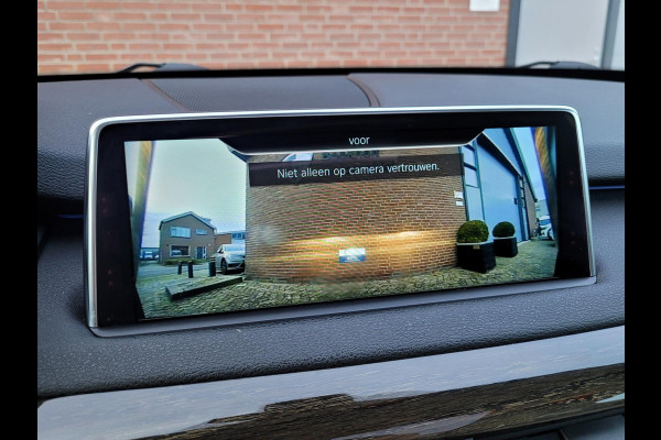 BMW X5 XDrive 40e, Pano, HUD, Camera, 4 nwe banden! (Dealer-onderhouden)
