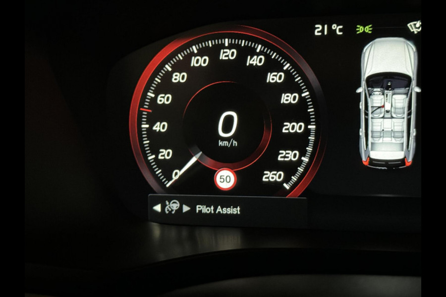 Volvo XC60 2.0 T8 Twin Engine AWD R-Design Luchtv. Pano H/K HUD 360°