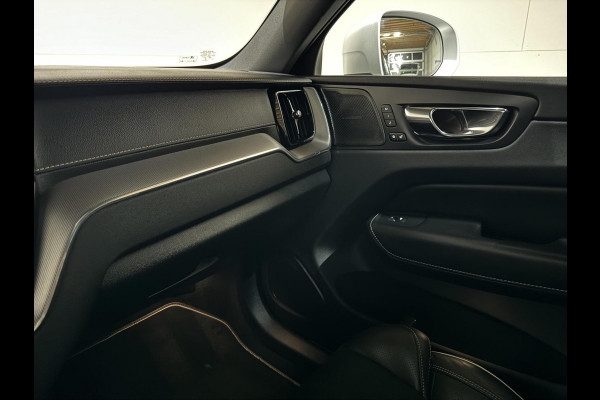 Volvo XC60 2.0 T8 Twin Engine AWD R-Design Luchtv. Pano H/K HUD 360°