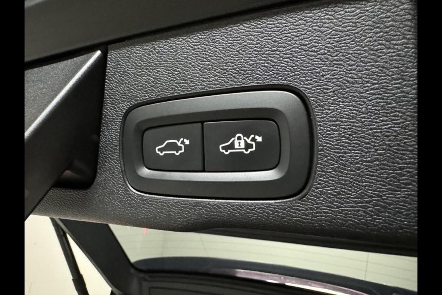 Volvo XC60 2.0 T8 Twin Engine AWD R-Design Luchtv. Pano H/K HUD 360°