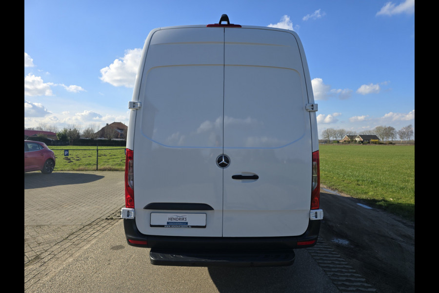 Mercedes-Benz Sprinter 317 1.9 CDI L3 H2 RWD - 170 Pk - Euro 6 - Camera - StoelVerwarming - MBUX