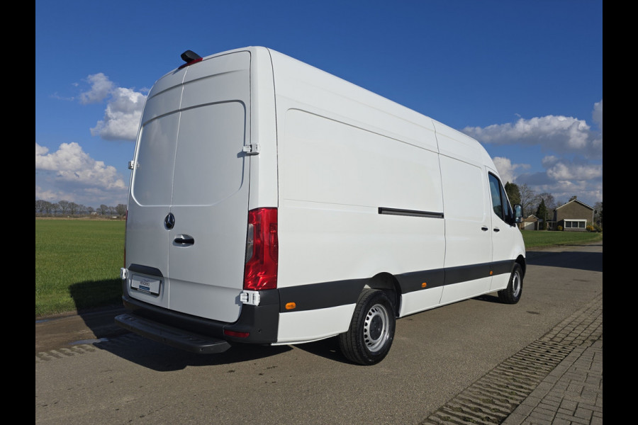 Mercedes-Benz Sprinter 317 1.9 CDI L3 H2 RWD - 170 Pk - Euro 6 - Camera - StoelVerwarming - MBUX