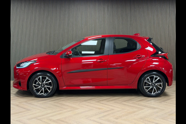 Toyota Yaris 1.5 Hybrid Dynamic AUT. NAVIGATIE CAMERA PDC CRUISE LANE-ASSIST