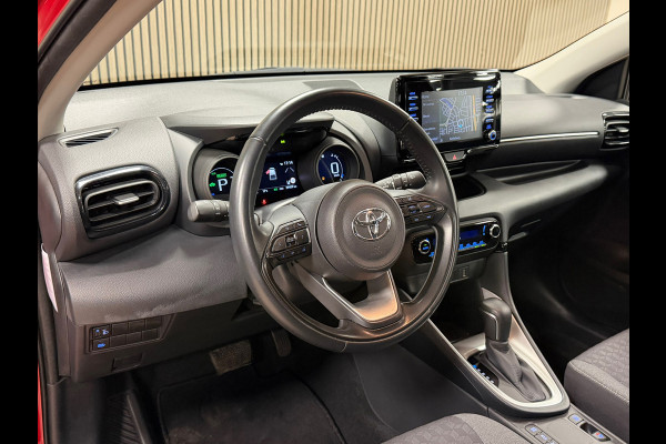 Toyota Yaris 1.5 Hybrid Dynamic AUT. NAVIGATIE CAMERA PDC CRUISE LANE-ASSIST