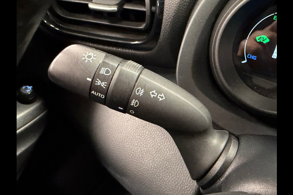 Toyota Yaris 1.5 Hybrid Dynamic AUT. NAVIGATIE CAMERA PDC CRUISE LANE-ASSIST