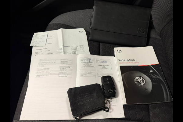 Toyota Yaris 1.5 Hybrid Dynamic AUT. NAVIGATIE CAMERA PDC CRUISE LANE-ASSIST