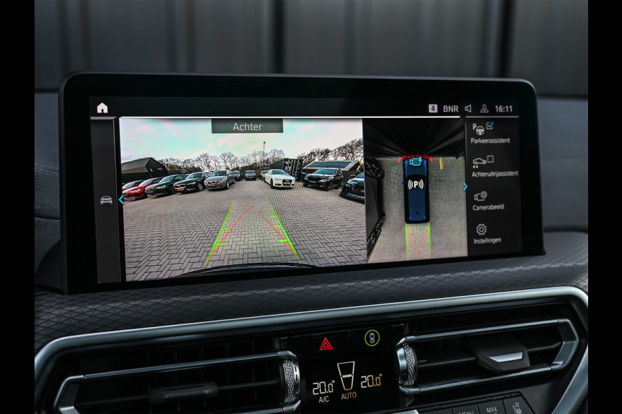 BMW X3 xDrive30e High Executive · M-Sport Pro · Comfort access · Head-up · Panoramadak · Adaptive cruise · Memory seats · Stuurverwarmi