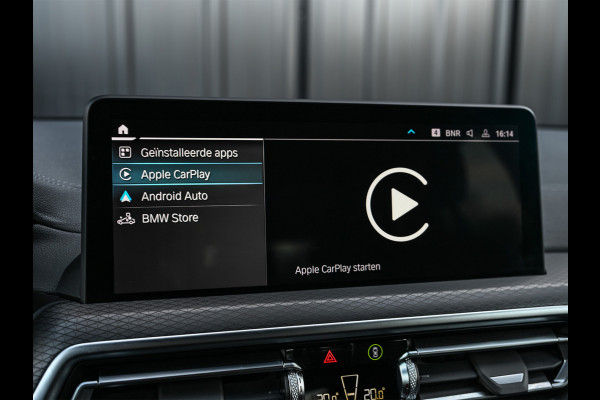 BMW X3 xDrive30e High Executive · M-Sport Pro · Comfort access · Head-up · Panoramadak · Adaptive cruise · Memory seats · Stuurverwarmi