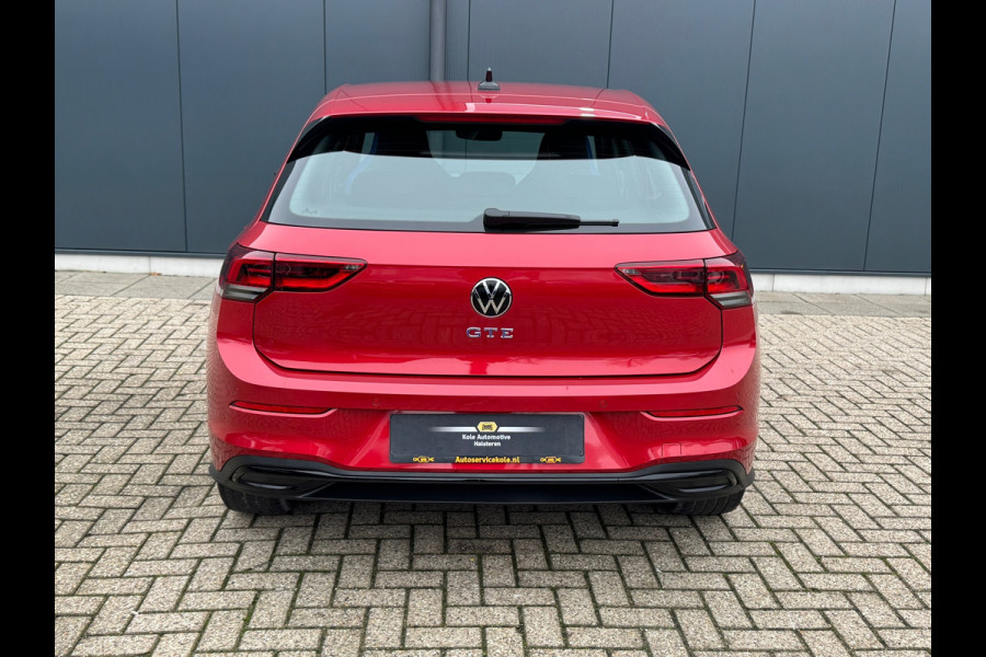 Volkswagen Golf 1.4 eHybrid GTE Black Style * Camera * Side Assist * Stuurverwarming *
