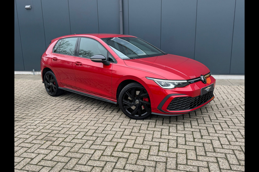 Volkswagen Golf 1.4 eHybrid GTE Black Style * Camera * Side Assist * Stuurverwarming *