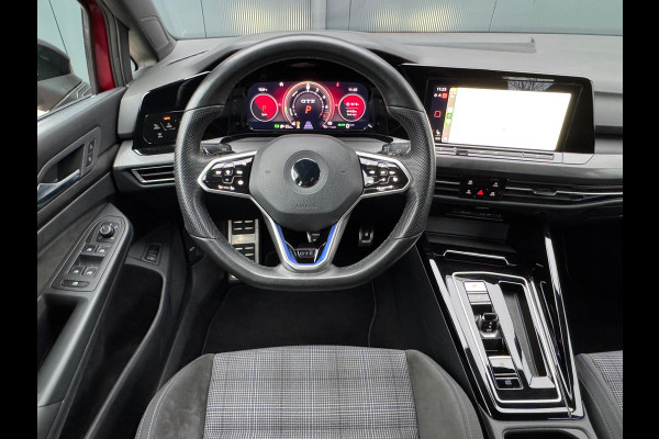 Volkswagen Golf 1.4 eHybrid GTE Black Style * Camera * Side Assist * Stuurverwarming *