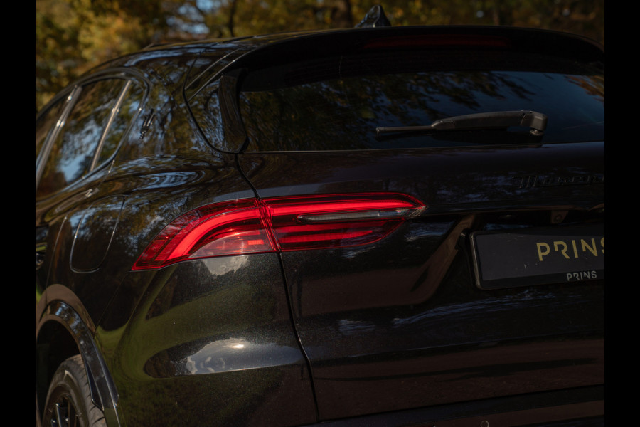 Maserati Grecale Modena 330pk | Pano-dak | Sonus Faber | Head-up | Camera | Stoelverwarming