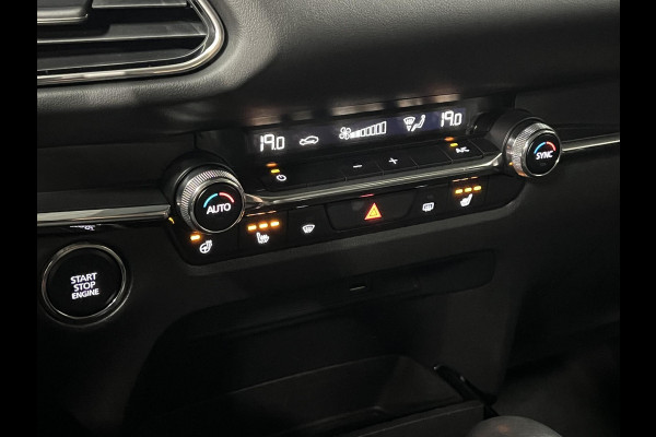Mazda CX-30 2.0 e-SkyActiv-X M Hybrid AWD Luxury Trekhaak | Adapt. cruise | Stoel-/stuurverwarming | ​Carplay | 360 camera | Leder