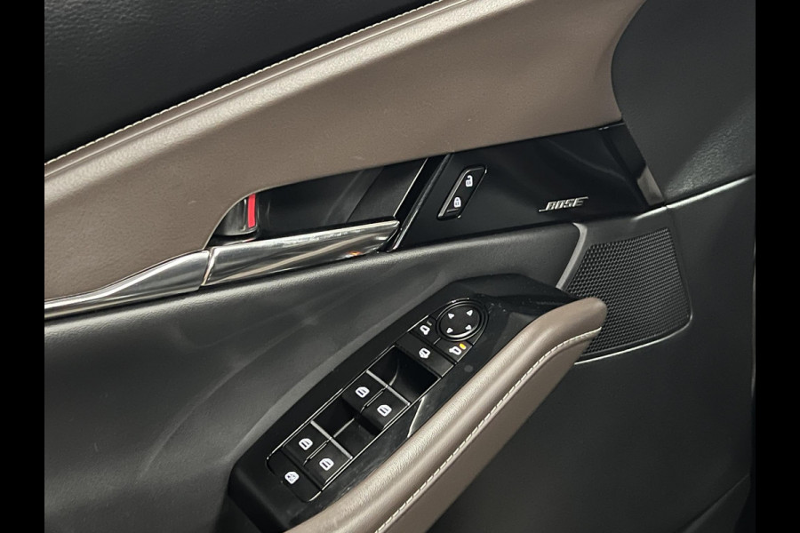 Mazda CX-30 2.0 e-SkyActiv-X M Hybrid AWD Luxury Trekhaak | Adapt. cruise | Stoel-/stuurverwarming | ​Carplay | 360 camera | Leder