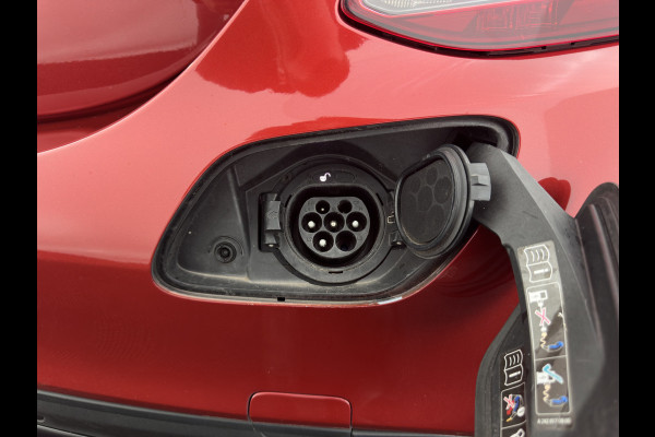 Mercedes-Benz C-Klasse 300 e AMG-Limited Business Solution ( Plug-In ) (INCL-BTW) *FULL-LEATHER | FULL-LED | BURMESTER | AMBIENT-LIGHT | BLIND-SPOT | HEATED-SPORTSEATS | DIGI-COCKPIT | NAVI-FULLMAP | CAMERA | DAB+ | PRIVACY-GLASS | 18''ALU*