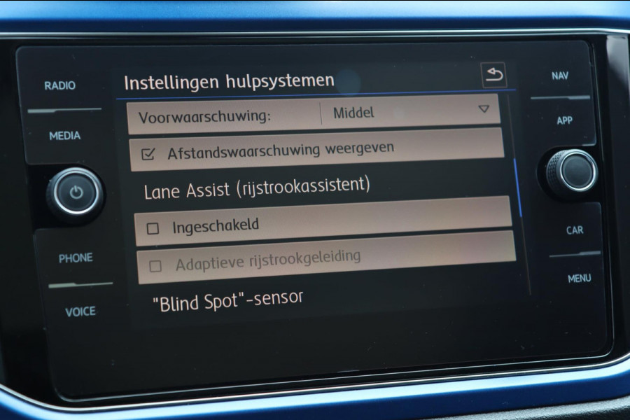 Volkswagen T-Roc 1.5 TSI / PANODAK / VIRTUAL / DODEHOEK / ACC / CAMERA