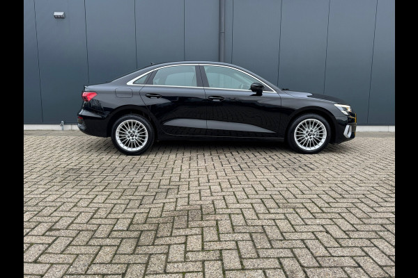 Audi A3 Limousine 30 TFSI Advanced edition * Navigatie * Parkeersensoren * Sportstoelen * Cruise Control *