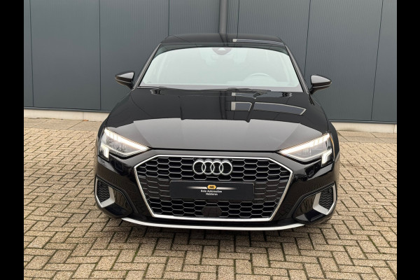 Audi A3 Limousine 30 TFSI Advanced edition * Navigatie * Parkeersensoren * Sportstoelen * Cruise Control *