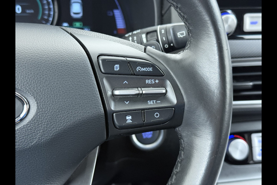 Hyundai Kona EV 64kWh SOH-100% Warmtepomp Adaptive-Cruise Head-Up Display 1/2 Leer Krell®-Hifi Apple Carplay Android Adap.Cruise Camera Navi  Keyless Privacy Glas DAB Led Blind Spot Lane Assist Origineel Nederlandse Auto