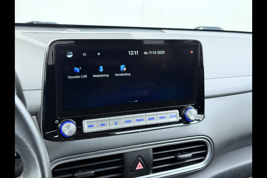 Hyundai Kona EV 64kWh SOH-100% Warmtepomp Adaptive-Cruise Head-Up Display 1/2 Leer Krell®-Hifi Apple Carplay Android Adap.Cruise Camera Navi  Keyless Privacy Glas DAB Led Blind Spot Lane Assist Origineel Nederlandse Auto