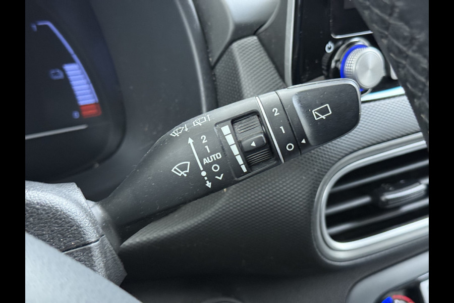 Hyundai Kona EV 64kWh SOH-100% Warmtepomp Adaptive-Cruise Head-Up Display 1/2 Leer Krell®-Hifi Apple Carplay Android Adap.Cruise Camera Navi  Keyless Privacy Glas DAB Led Blind Spot Lane Assist Origineel Nederlandse Auto