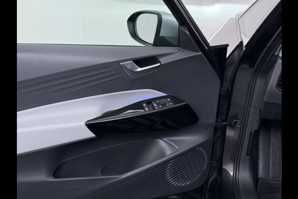 Volkswagen ID.3 First Plus 58kWh Navi-Pro Adap.Cruise Camera 19" Ecc Apple Carplay Android Auto SOH 86% Stoel+Stuurverwarming Lmv Matrix led Privacy Glas Keyless Rijstrooksensor Origineel Nederlandse Auto