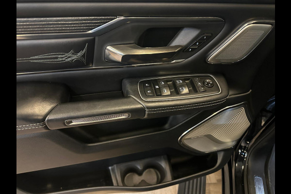 Dodge Ram 1500 5.7 V8 4x4 Crew Cab Limited |PANO|HK|LUCHTVERING|