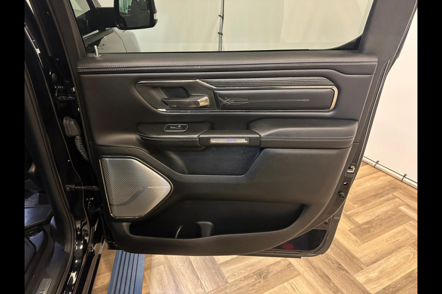Dodge Ram 1500 5.7 V8 4x4 Crew Cab Limited |PANO|HK|LUCHTVERING|